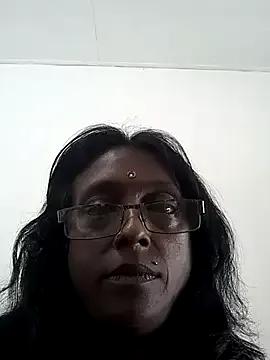 mamakarma1403 on StripChat 