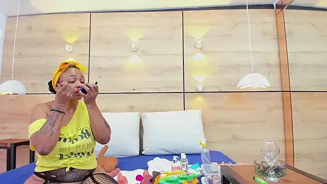martina_touss on StripChat 