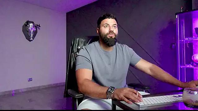 Freechat mattmasterss on StripChat