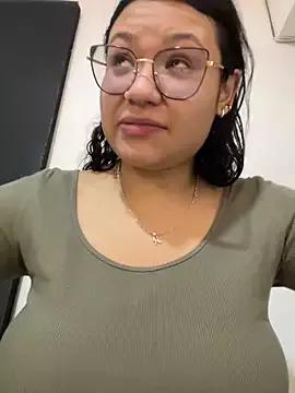 Masturbate to naked camslut MaviEvil_ MaviEvil_ from StripChat