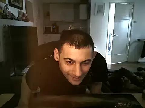 Freechat mihaimichael on StripChat