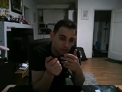 Freechat mihaimichael on StripChat