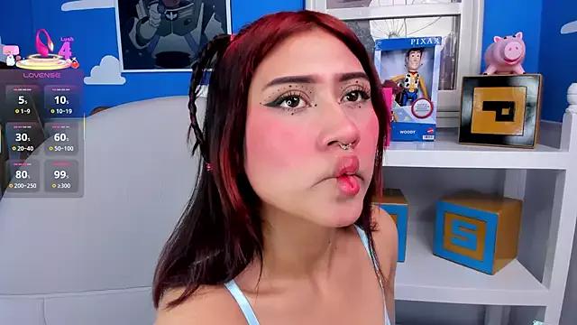 miss___megan on StripChat 