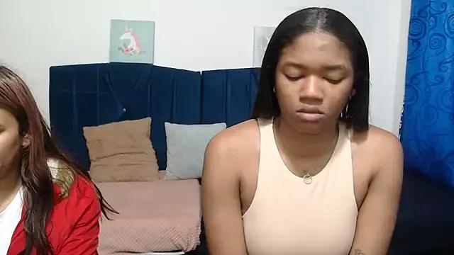 MISSANDRE4 on StripChat 