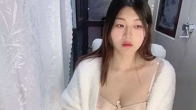 mmmooo808 on StripChat 