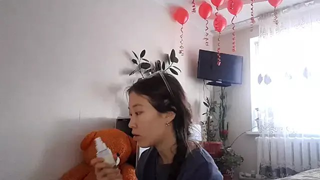 MollyTiger on StripChat 