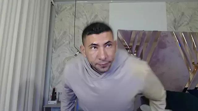 Freechat Morganandmegan on StripChat