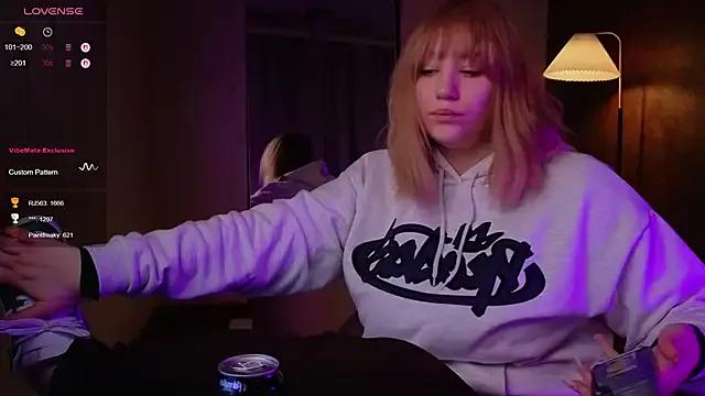 Freechat Morvelyn on StripChat