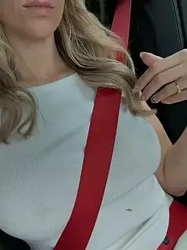 MrsMollyWilde on StripChat 