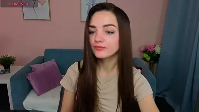 Join MyEllaLuvs, she wants to masturbate for you MyEllaLuvs from StripChat