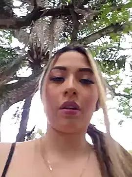 Natasanz on StripChat 