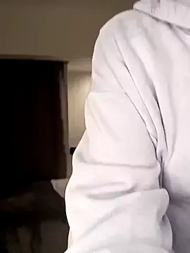 Nattybae009 on StripChat 