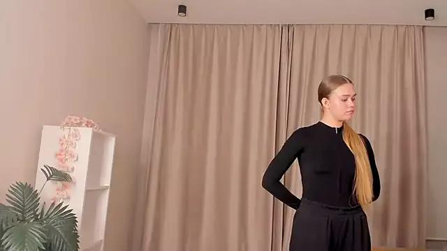 Masturbate to NgocChicas, she wants to masturbate for you NgocChicas from StripChat