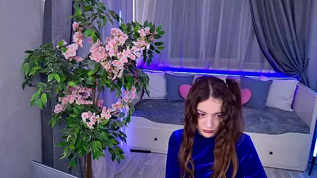 Freechat NikkaBush on StripChat