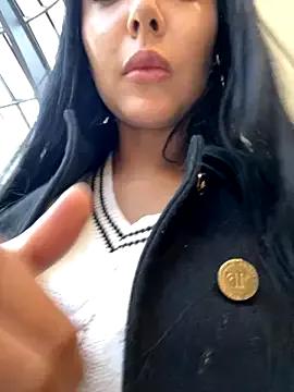 Checkout 23 years old oh_nina from StripChat oh_nina from StripChat