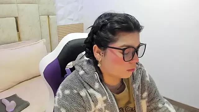 Cute PauletteJ from StripChat PauletteJ from StripChat