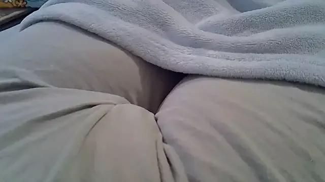 Freechat perescam on StripChat