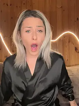 petrouchkaaa_ on StripChat