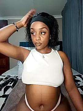 Freechat Queen-Chocolate on StripChat