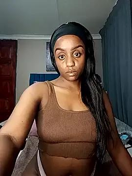 Freechat Queen-Chocolate on StripChat