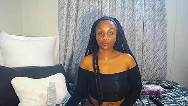 Freechat Queen-Chocolate on StripChat