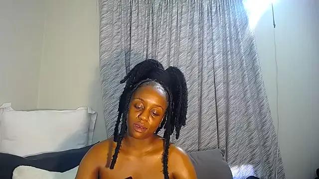 Freechat Queen-Chocolate on StripChat