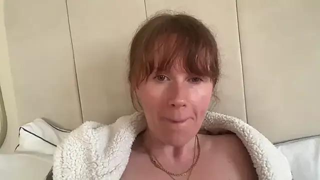 Dirty Redheadrosie69 wants you to fuck her body now redheadrosie69 from StripChat