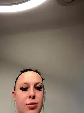 riri_bstvx on StripChat 