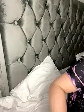 riri_bstvx on StripChat 