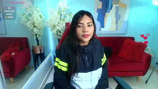 Freechat Rousse_land on StripChat