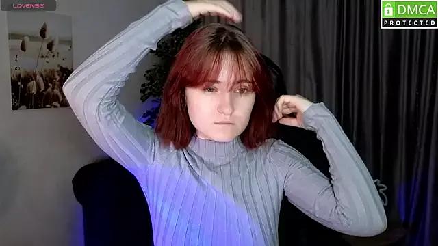 Freechat Roxy_foxi on StripChat