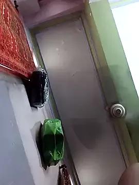 Masturbate to cute camwhore Sanu_07 sanu_07 from StripChat