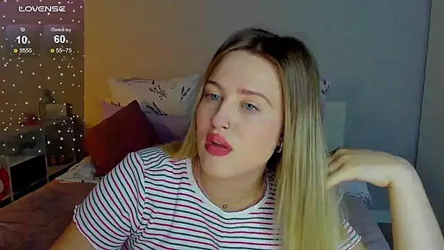 Sassy_Talkin_ on StripChat 