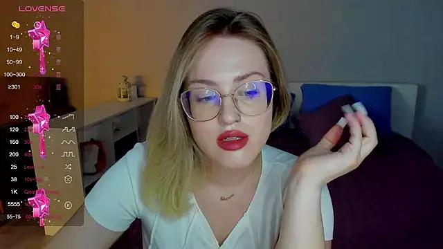 Sassy_Talkin_ on StripChat 