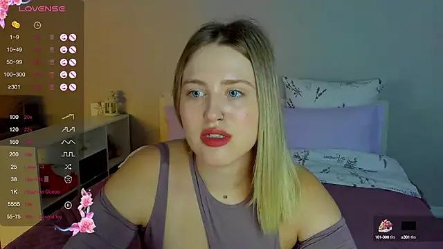 Sassy_Talkin_ on StripChat 