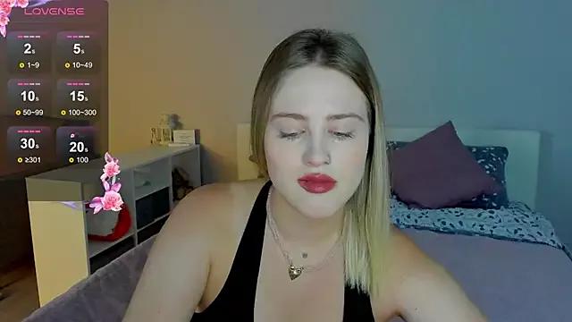 Sassy_Talkin_ on StripChat 