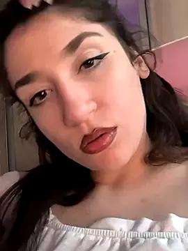 Freechat ScarletBloom_ on StripChat