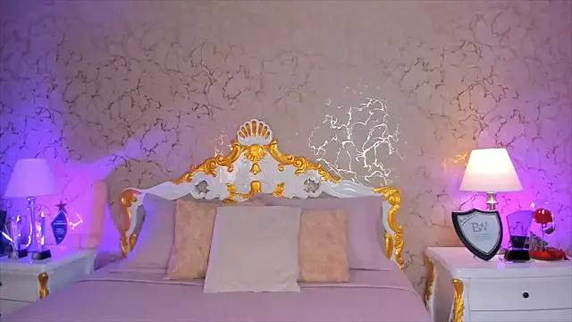 Gorgeous ScarlettWallace wants you to fuck her body now ScarlettWallace from StripChat