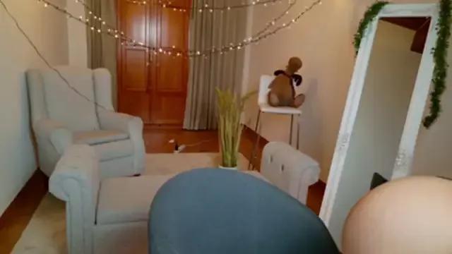 SelenaBlumX on StripChat 