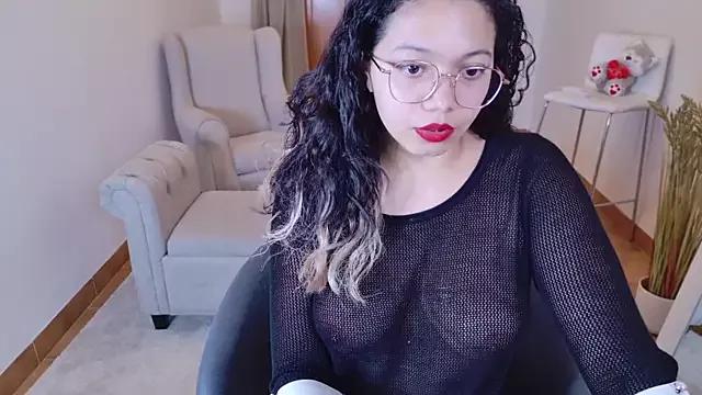 SelenaBlumX on StripChat 
