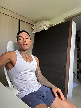 sendfer — Boss, break my ass in front of the publi