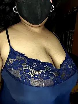 Join naked camslut Smile-quien Smile-quien from StripChat