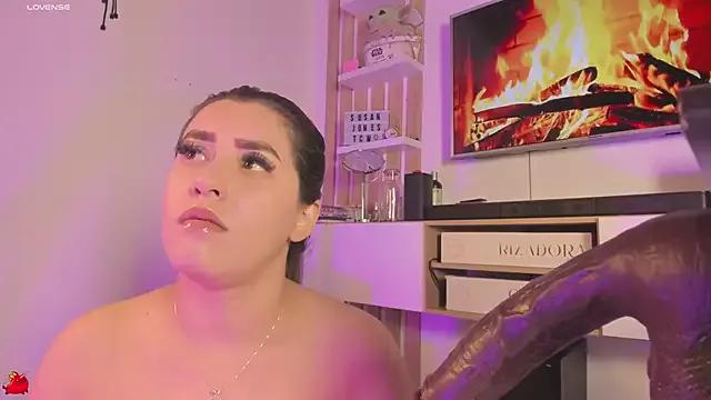 susanjons_tcw from StripChat