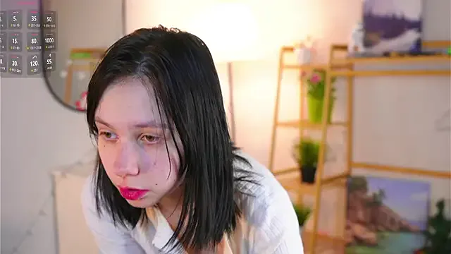 SuzanneHowse — Do you want to cover my tits with foam?