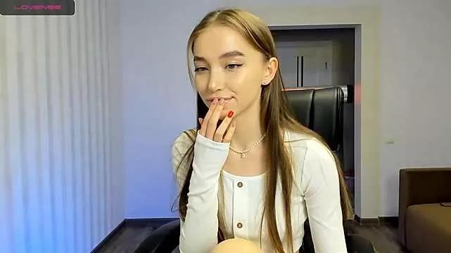 Sweet-bb on StripChat 