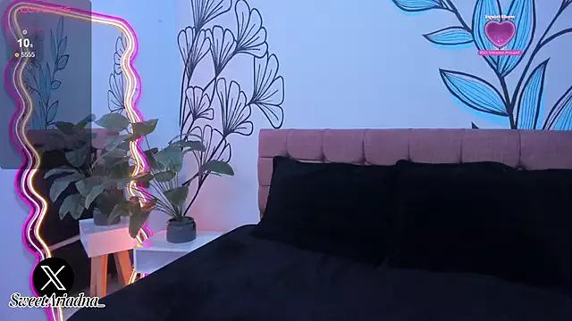 Sweet_Ariadna_ on StripChat 