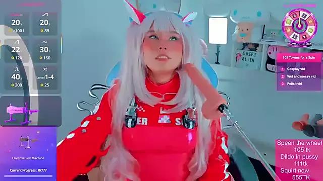sweetalienn on StripChat 