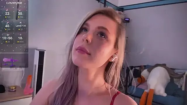 sweetcherryhot on StripChat 