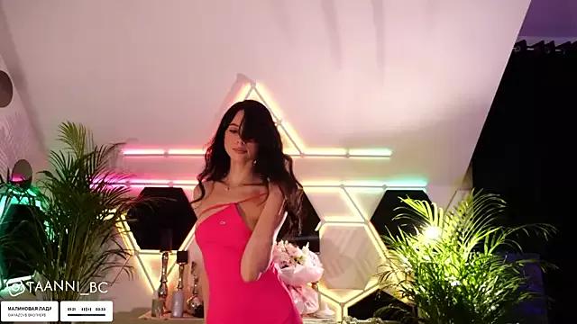 Freechat taanni_bc on StripChat