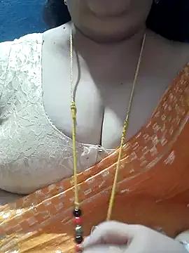 Freechat tamilthanushri on StripChat